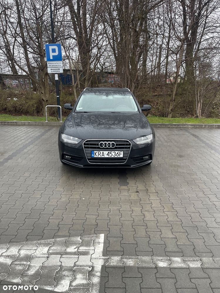 Audi A4 Avant 2.0 TDI DPF Ambiente - 1
