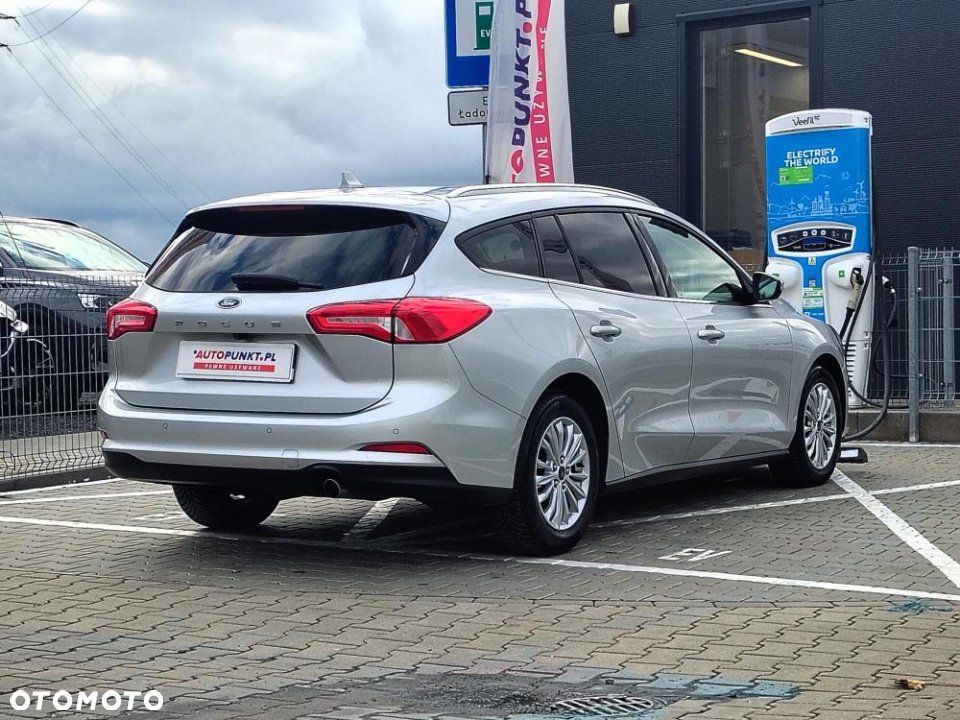 Ford Focus - 6