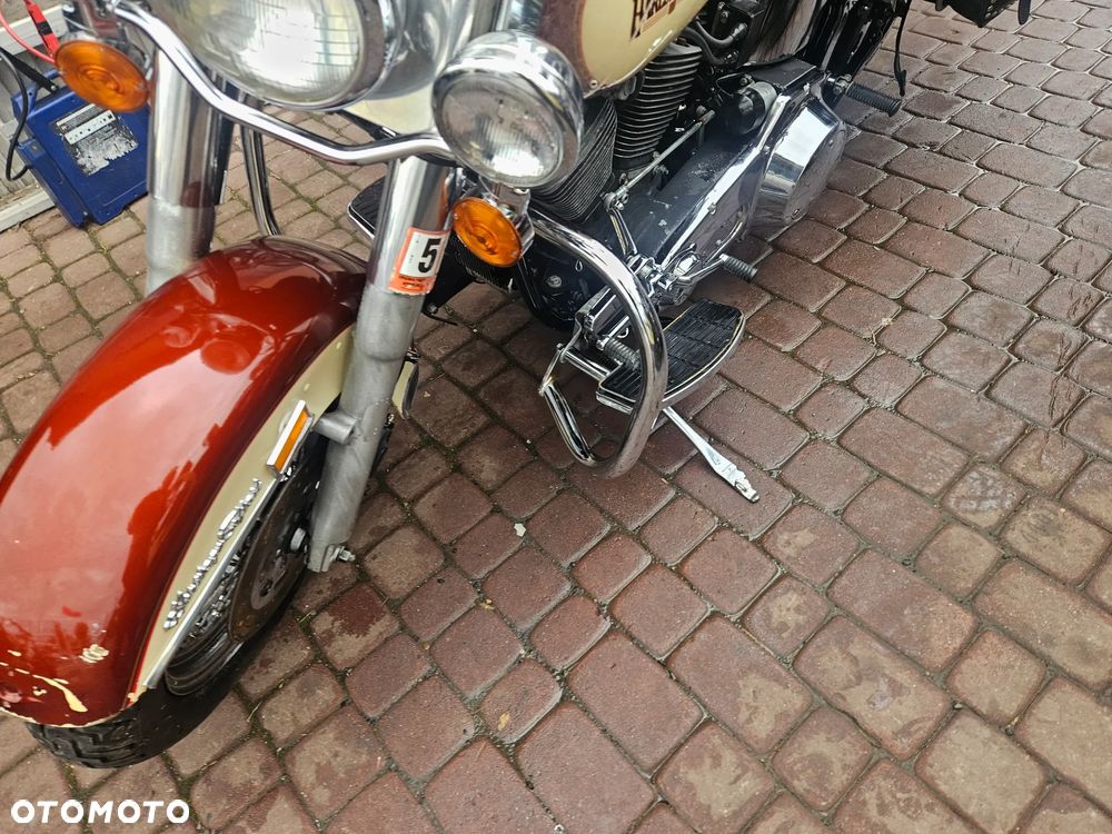 Harley-Davidson Softail - 32