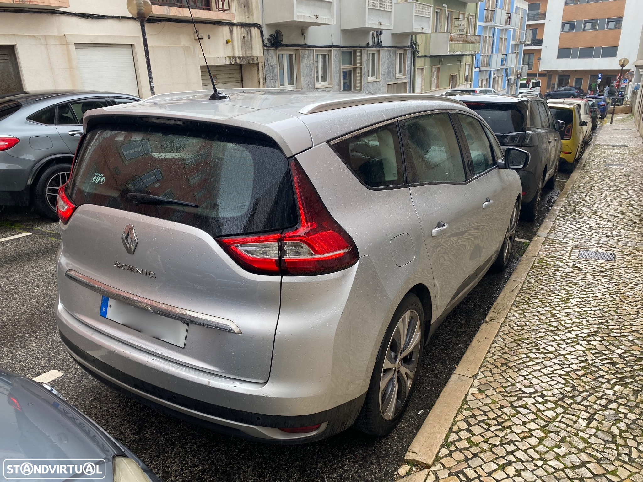 Renault Grand Scénic 1.5 dCi Bose Edition EDC SS - 6