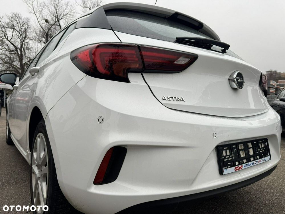 Opel Astra 1.4 T Dynamic S&S - 9