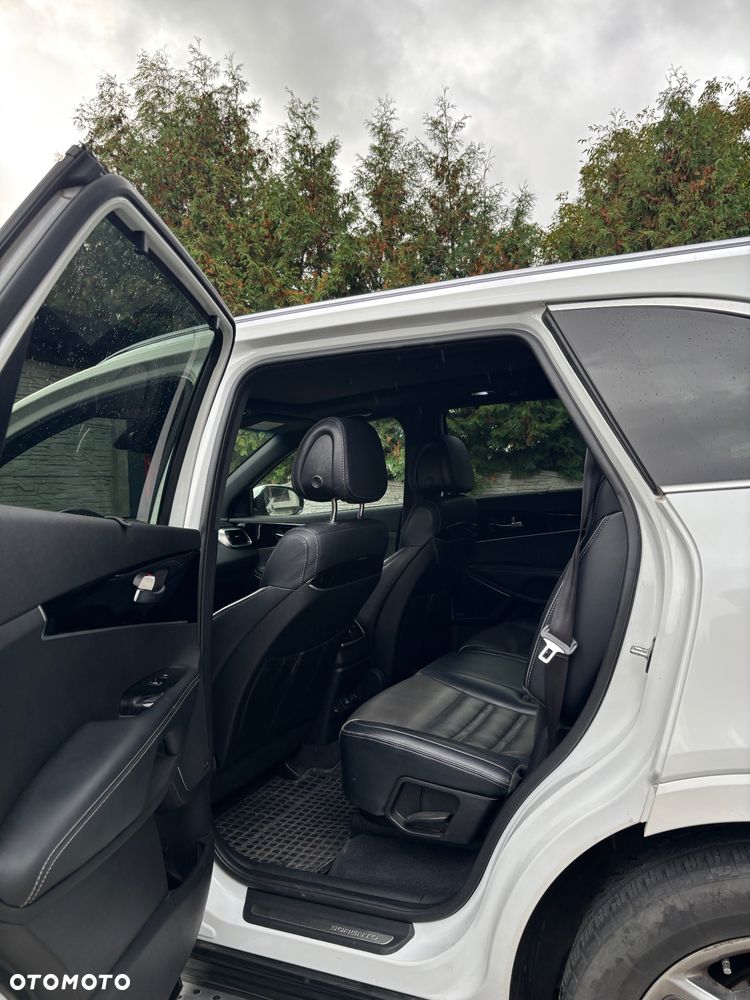Kia Sorento - 10