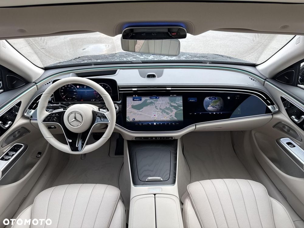 Mercedes-Benz Klasa E - 9