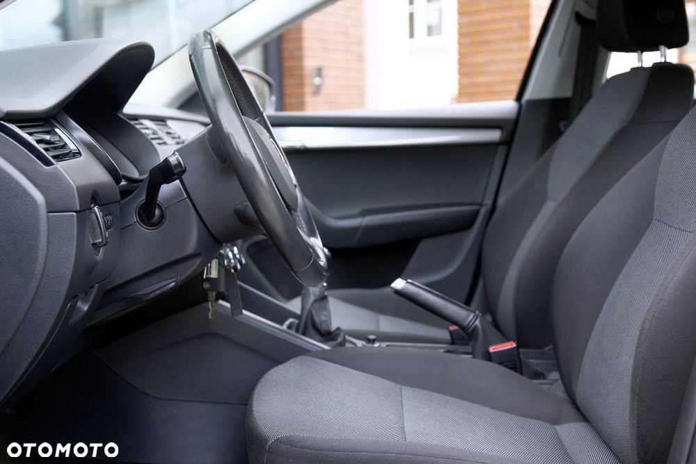 Skoda Octavia 1.6 TDI Edition - 14