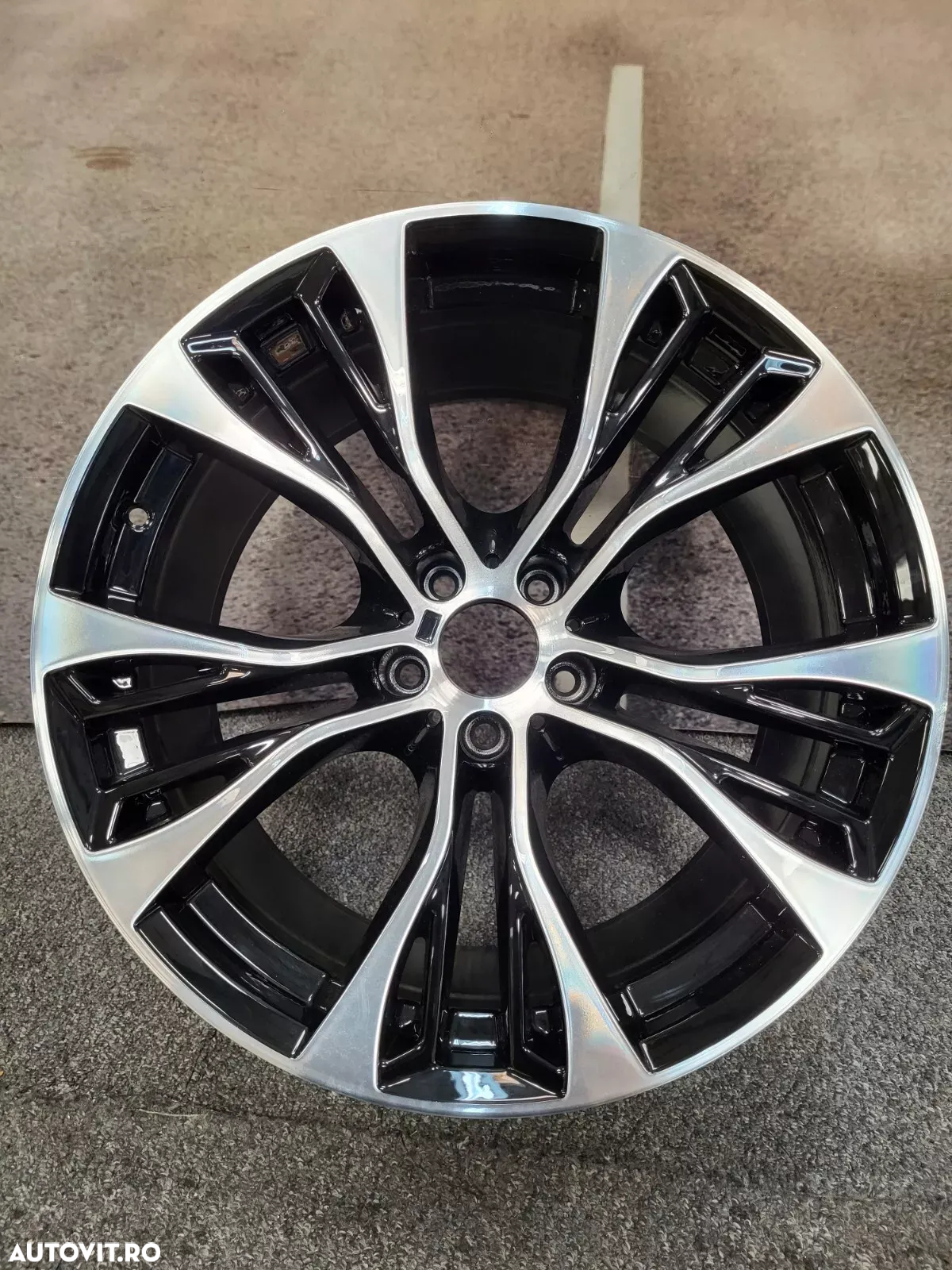 O Jant BMW R20  pentru rezerva janta BMW 01 R20 BMW X5 X6 E70 E71 F15 F16 M PERFORMANCE - 2
