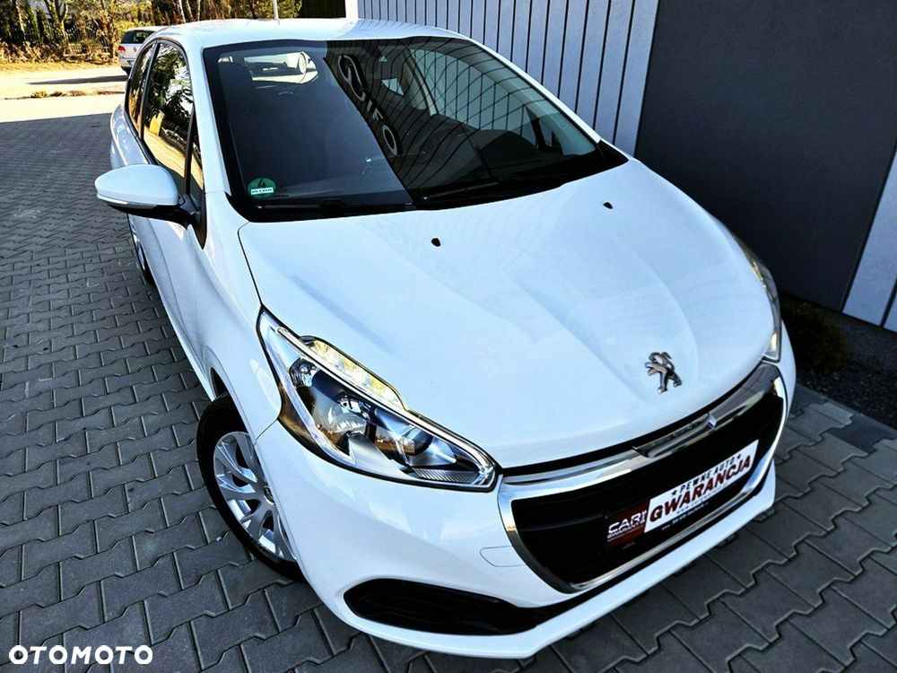 Peugeot 208 - 19