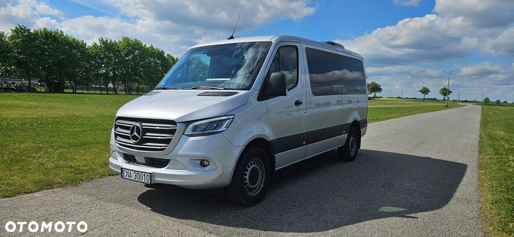 Mercedes-Benz Sprinter - 1