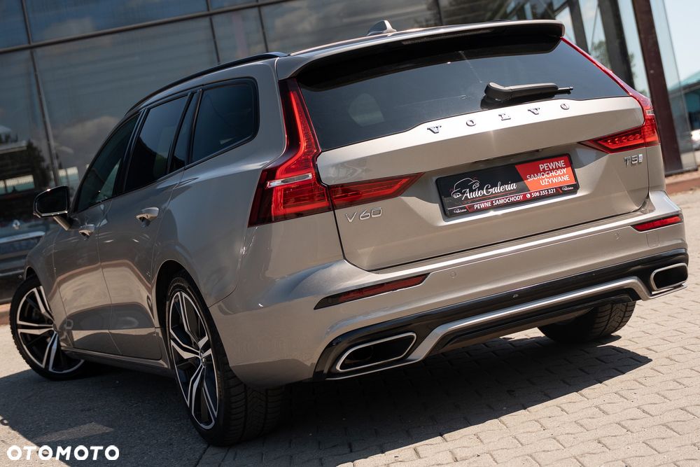 Volvo V60 T5 Geartronic R-Design - 12