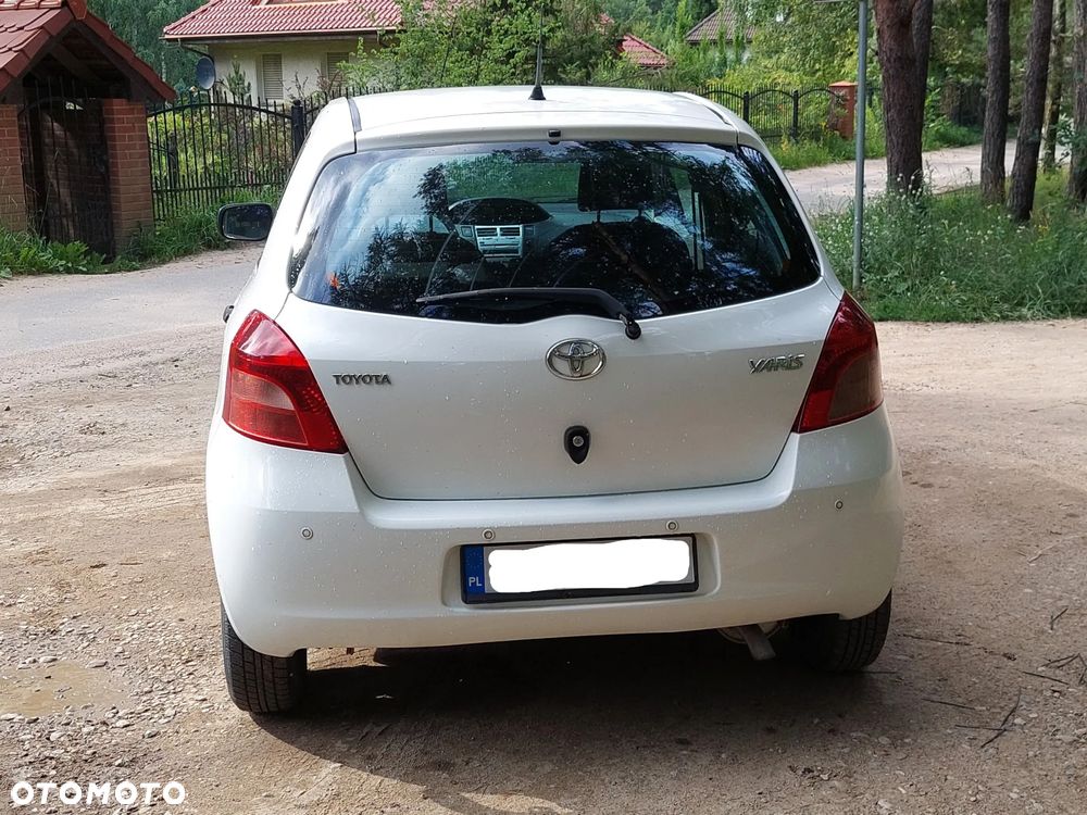 Toyota Yaris 1.0 Terra A/C - 3