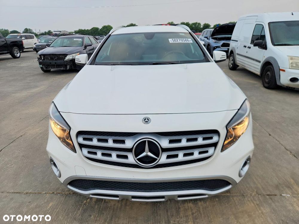 Mercedes-Benz GLA 250 4Matic 8G-DCT Style - 6