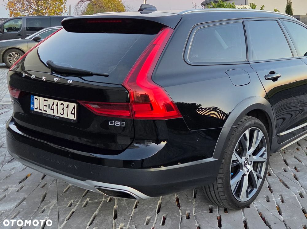 Volvo V90 Cross Country D5 AWD - 17