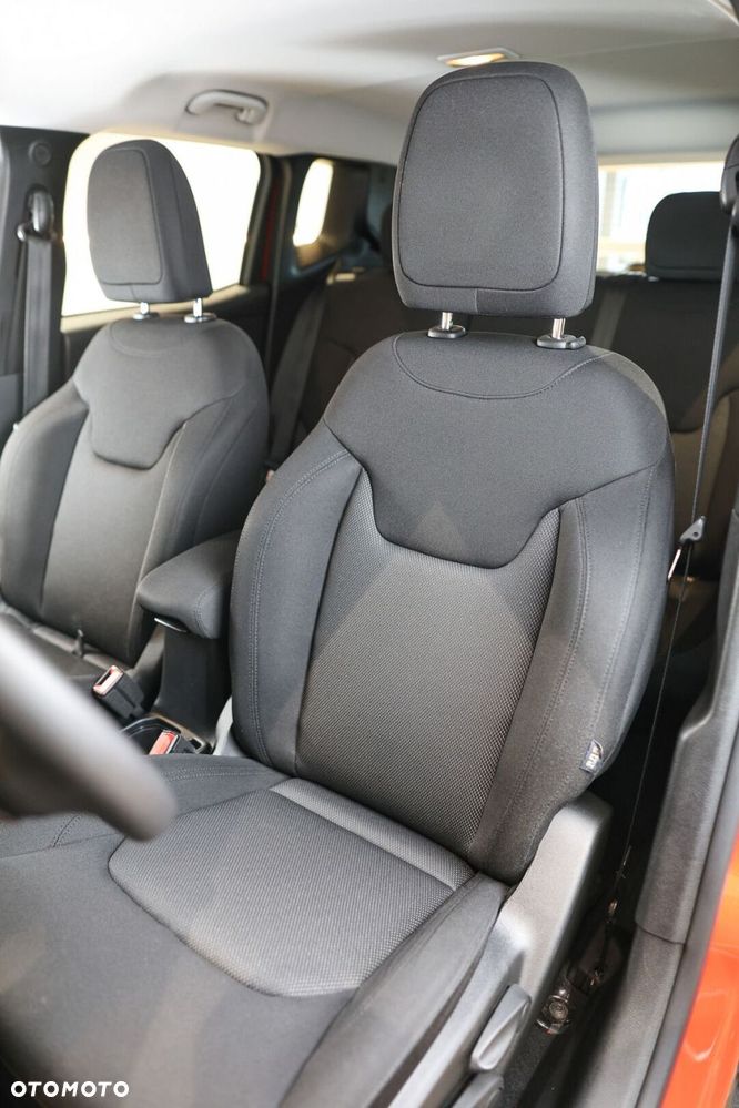Jeep Renegade 1.0 GSE T3 Turbo Longitude FWD S&S - 8