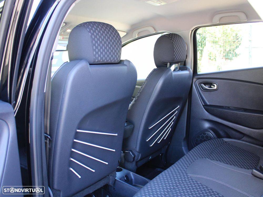 Renault Captur 0.9 TCE Exclusive - 37
