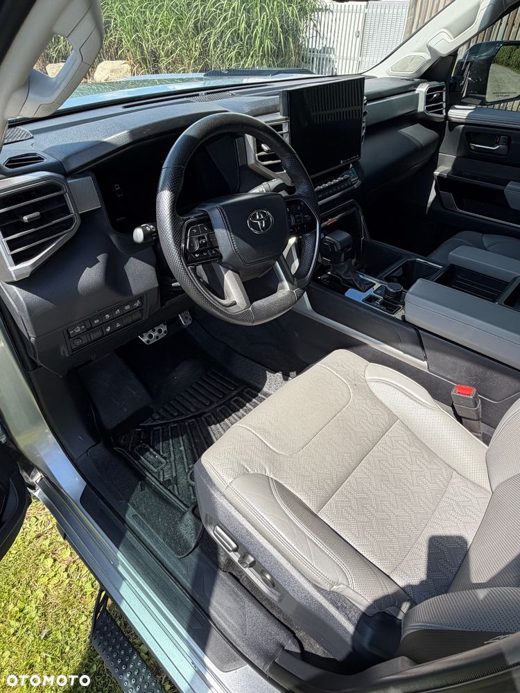 Toyota Tundra - 14