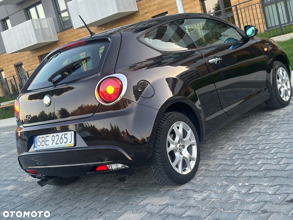 Alfa Romeo Mito 1.4 16V - 11