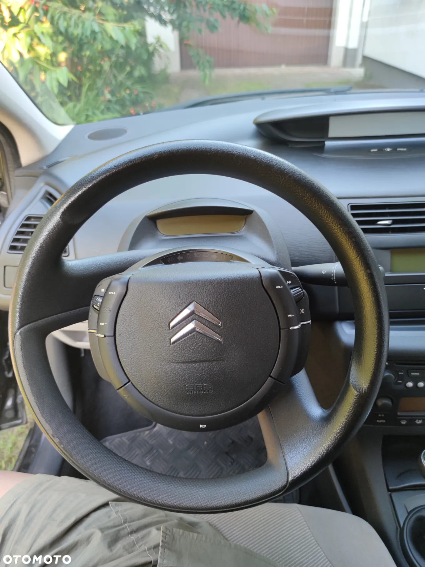 Citroën C4 1.6 HDi Impress - 9