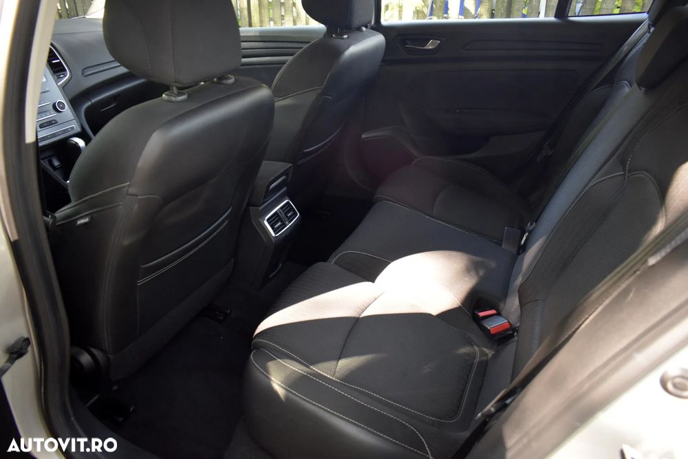 Renault Megane Blue dCi 116 EDC Zen - 11
