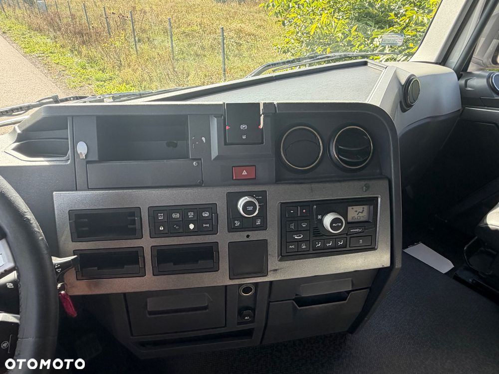 Renault T460 - 12