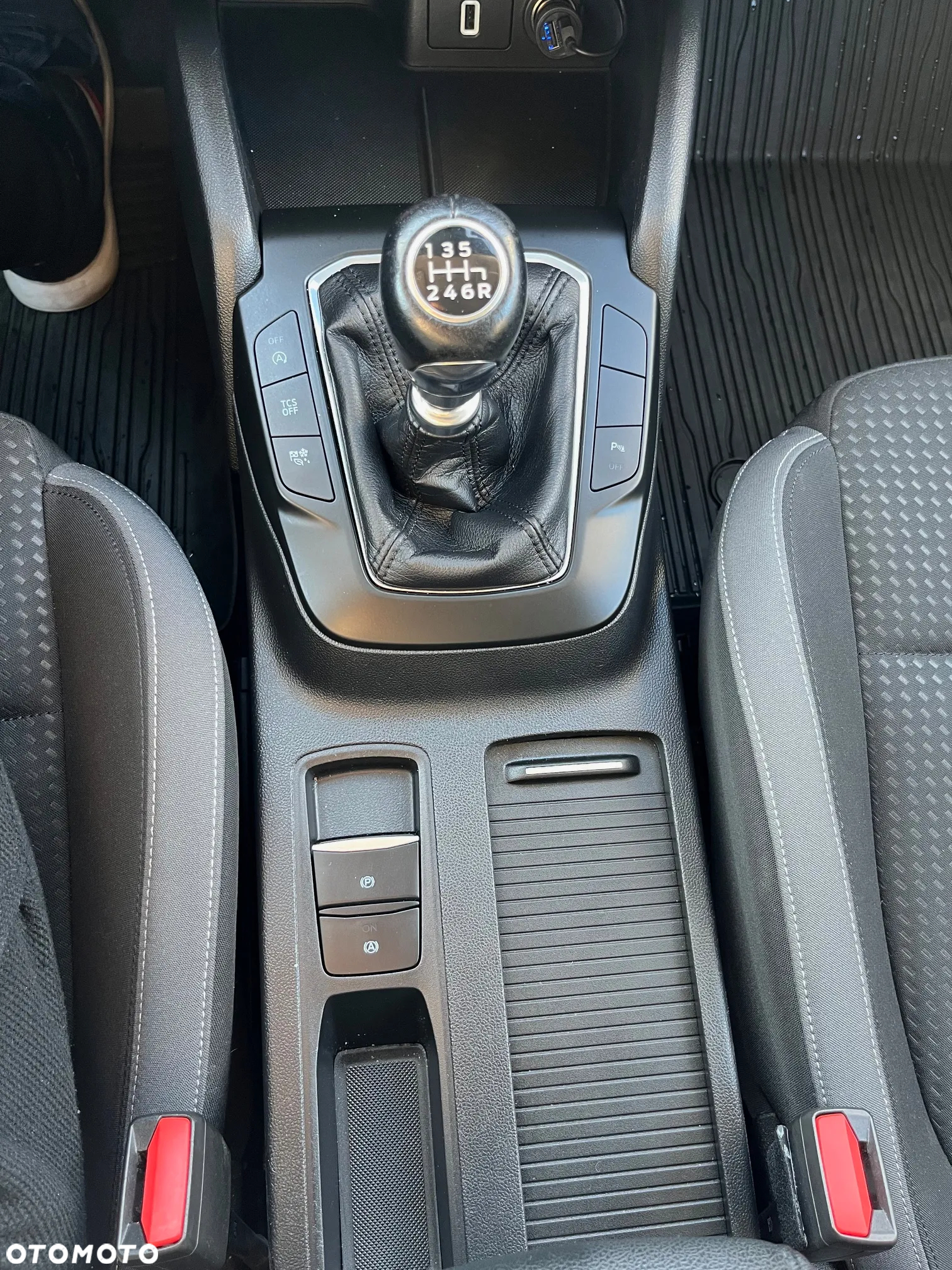 Ford Focus - 11