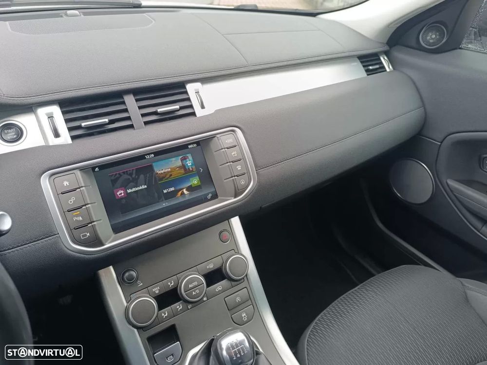 Land Rover Range Rover Evoque 2.0 D150 R-Dynamic - 17