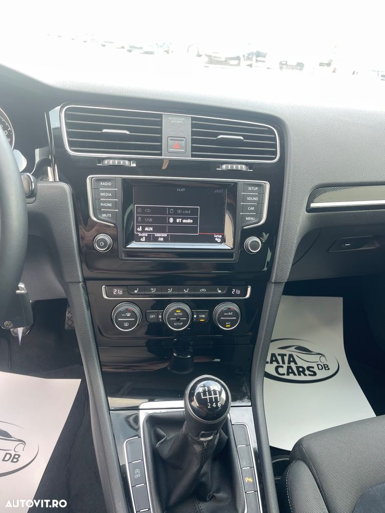 Volkswagen Golf 2.0 TDI BMT Highline - 36