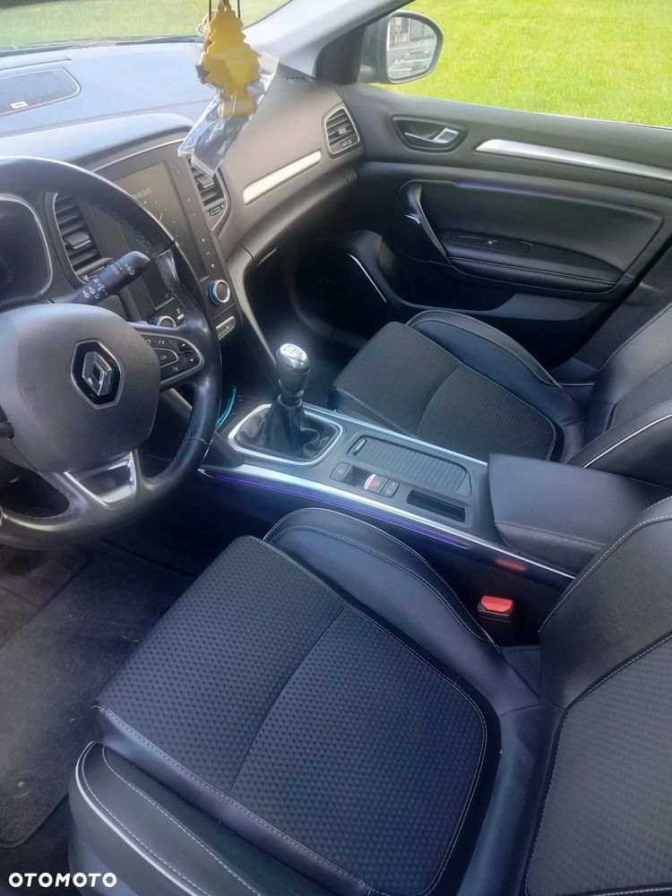 Renault Megane 1.2 Energy TCe Bose - 21