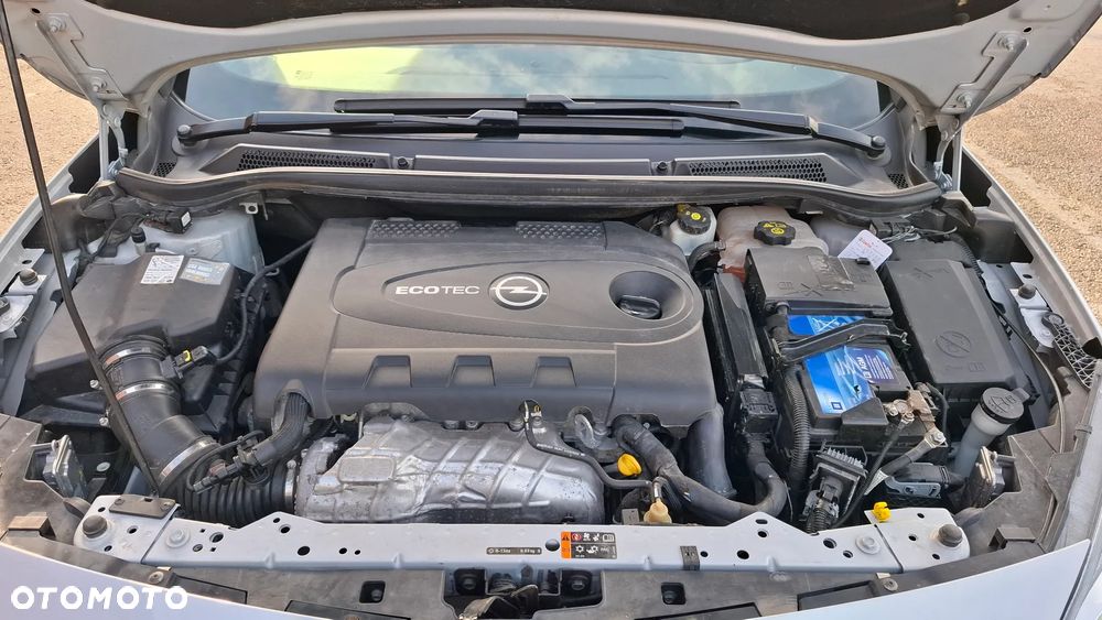 Opel Astra 2.0 CDTI Sport S&S - 22