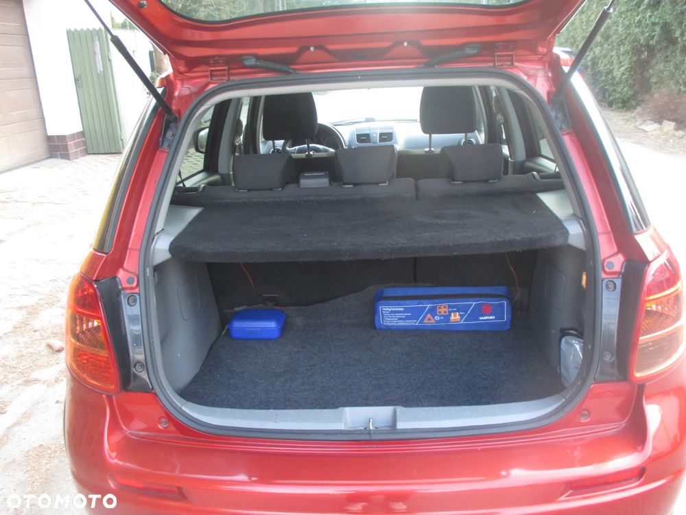 Suzuki SX4 1.6 Comfort - 12