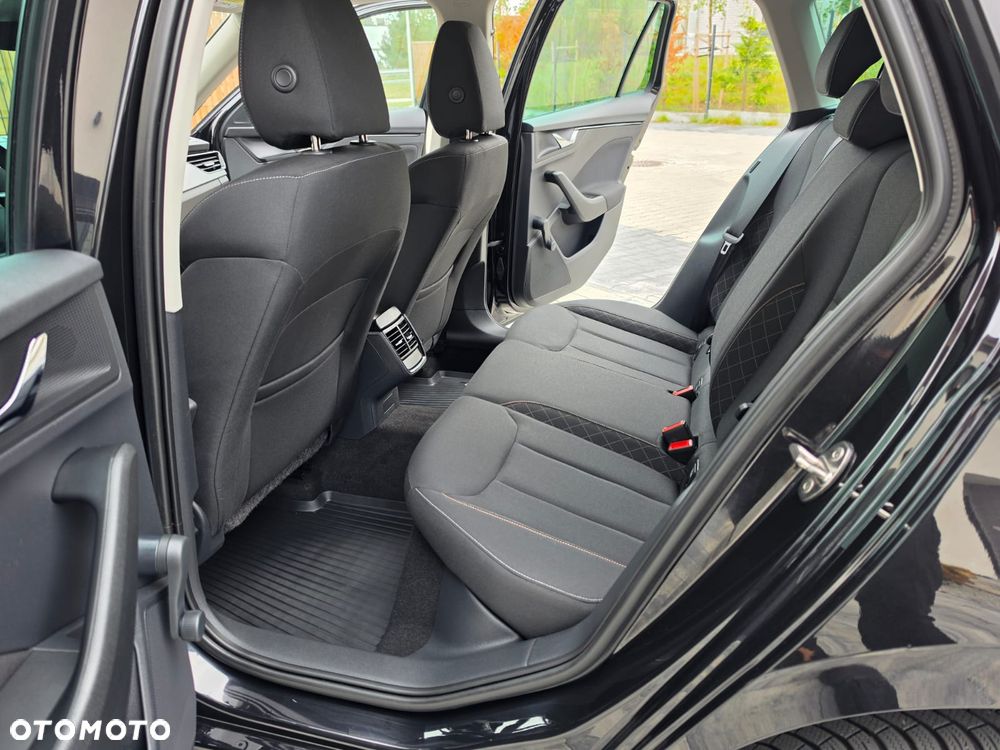 Skoda Kamiq 1.0 TSI Ambition DSG - 28