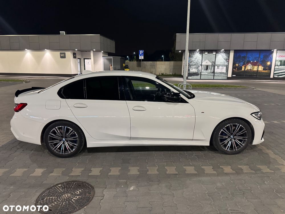 BMW Seria 3 330i M Sport sport - 2