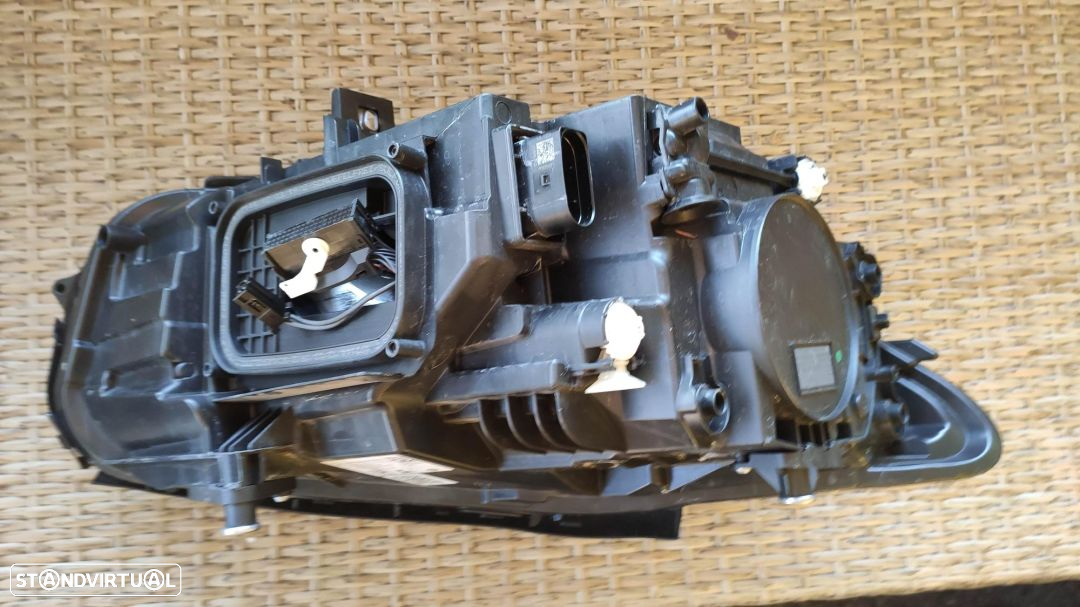 farol esquerdo full Led performance Mercedes classe B w247 - 10