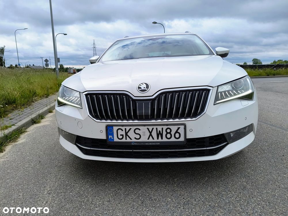 Skoda Superb 2.0 TSI 4x4 L&K DSG - 11