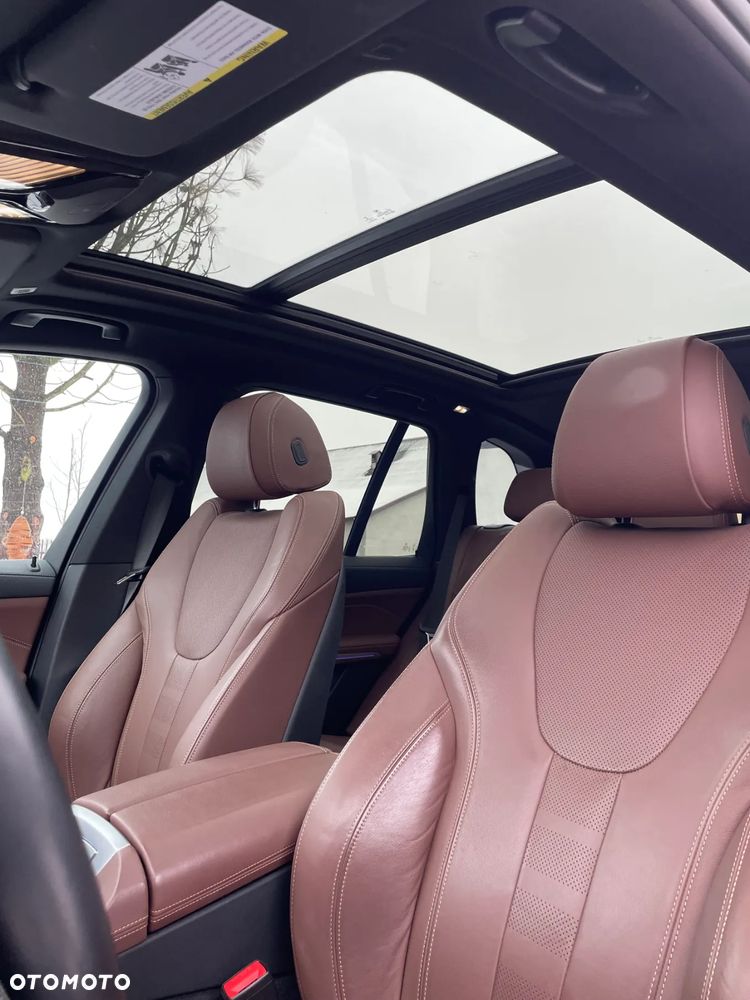 BMW X5 xDrive40i - 13