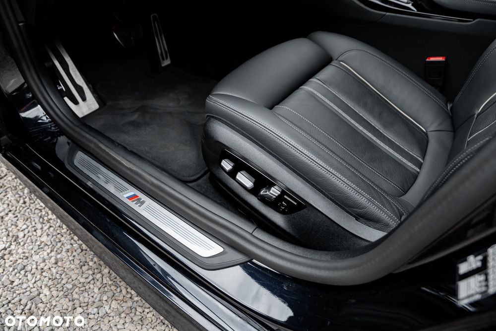 BMW Seria 5 520d Touring Sport Line - 19