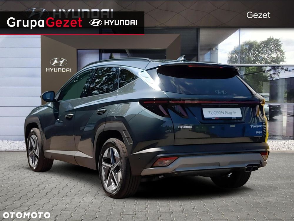 Hyundai Tucson - 2