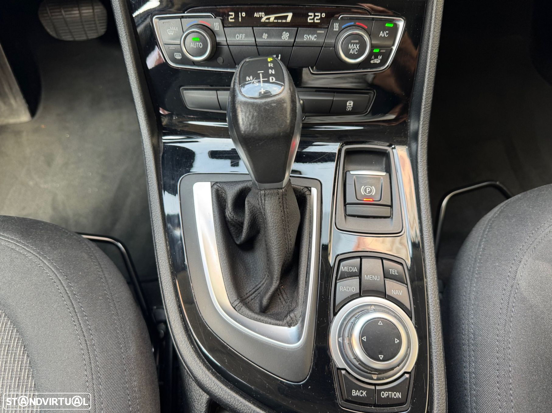 BMW 218 Active Tourer d Aut. Advantage - 14