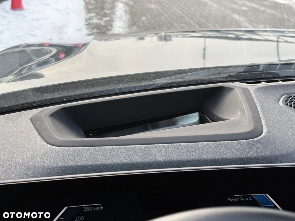 BMW Seria 3 320d Sport Line Shadow - 24