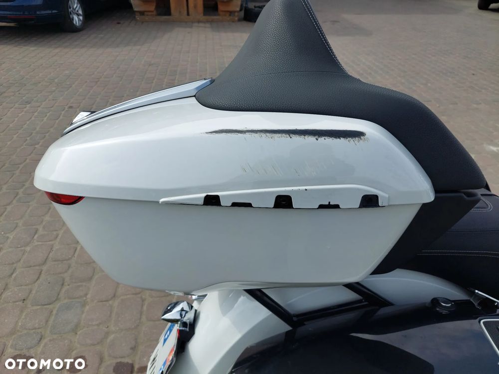 BMW R - 16