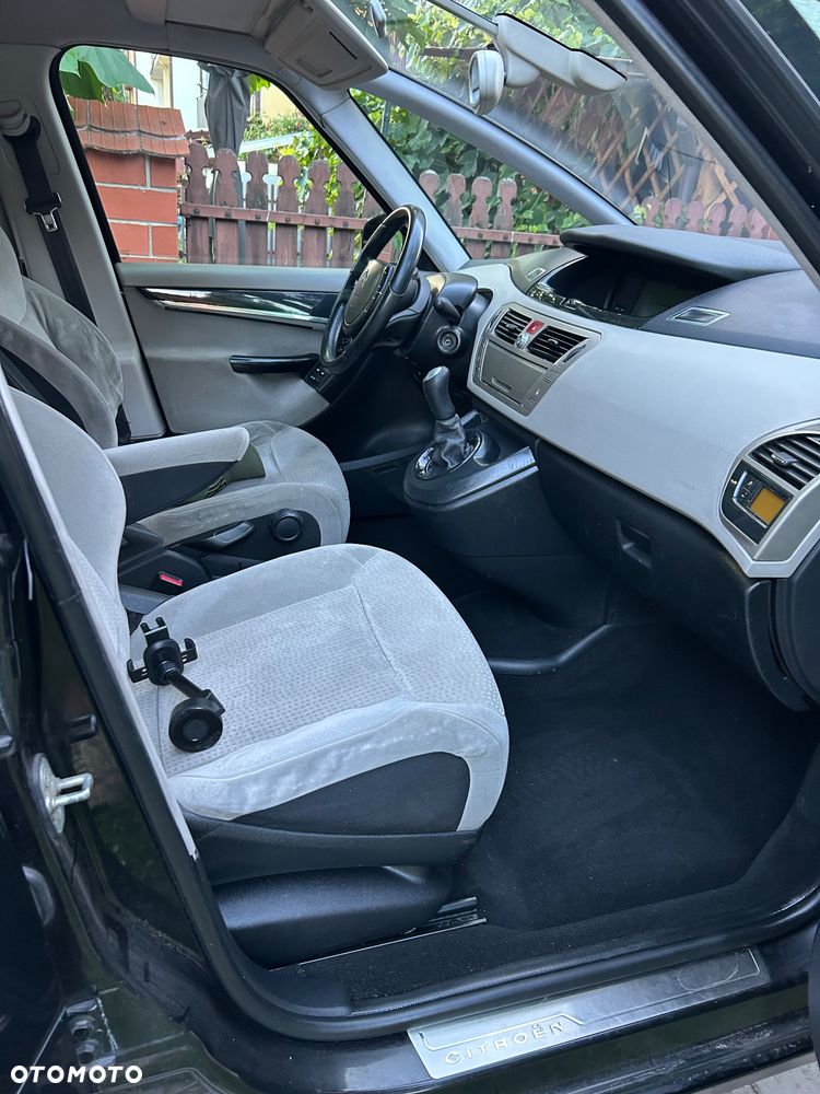 Citroën C4 Picasso - 9