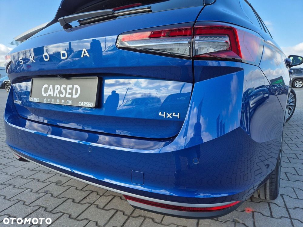 Skoda Superb 2.0 TSI L&K DSG - 9