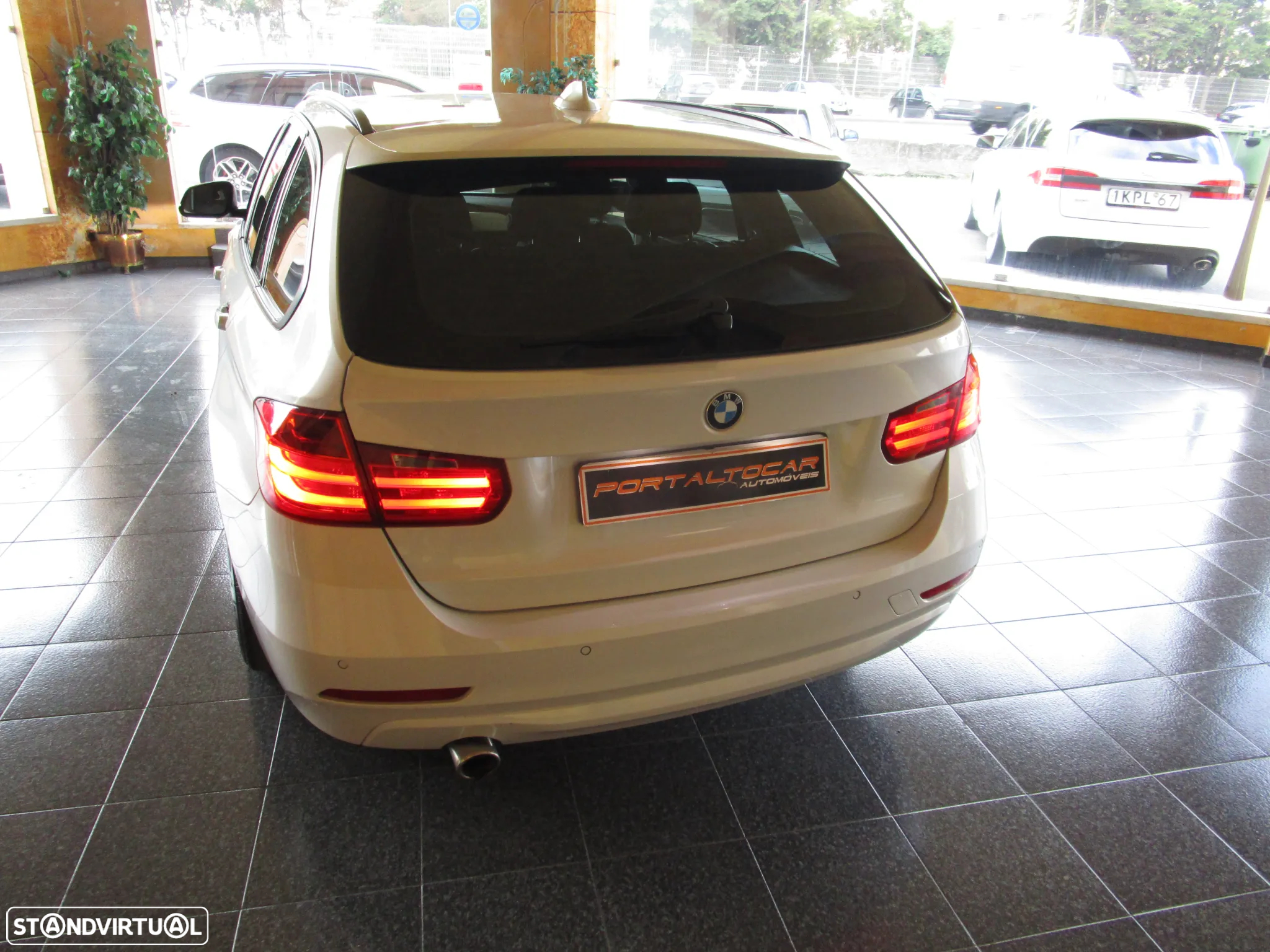 BMW 320 d Touring Aut. Sport Line - 47