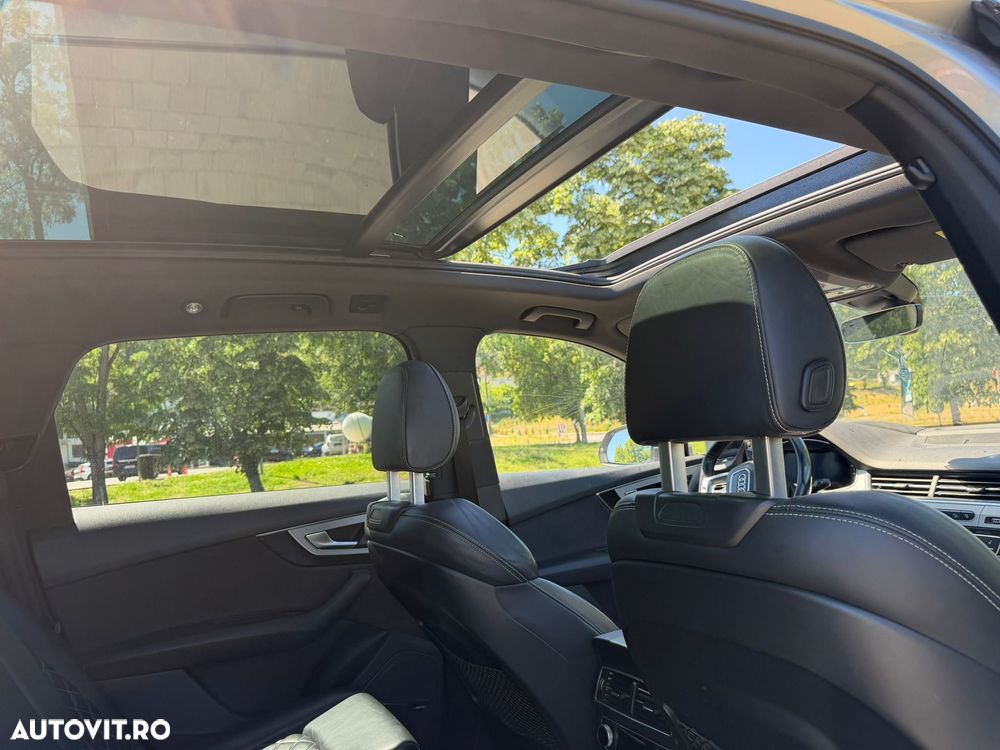 Audi Q7 - 12