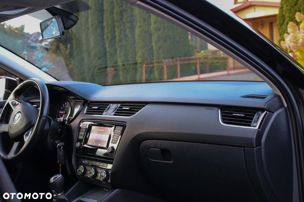 Skoda Octavia Combi 2.0 TDI Ambition - 22