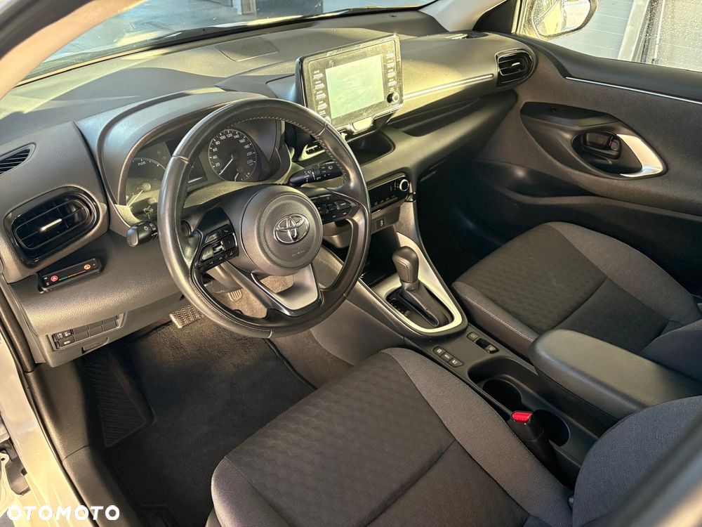 Toyota Yaris Hybrid 1.5 Active - 12