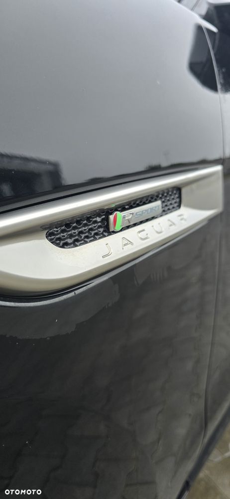 Jaguar F-Pace 20d AWD R-Sport - 15