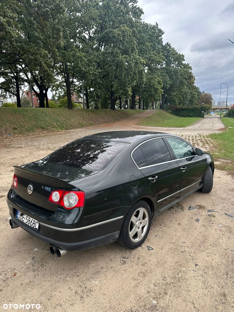 Volkswagen Passat - 6