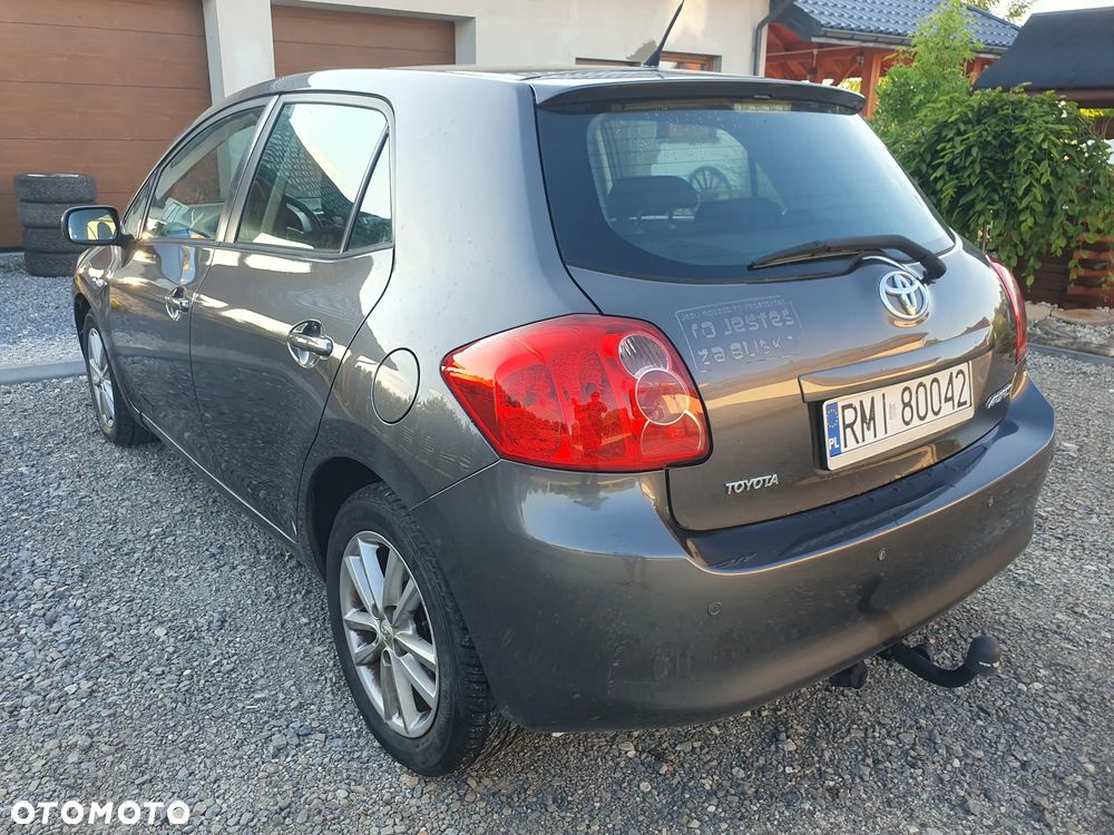 Toyota Auris - 26