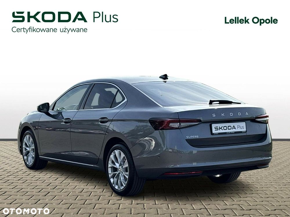 Skoda Superb 2.0 TDI SCR Selection DSG - 8