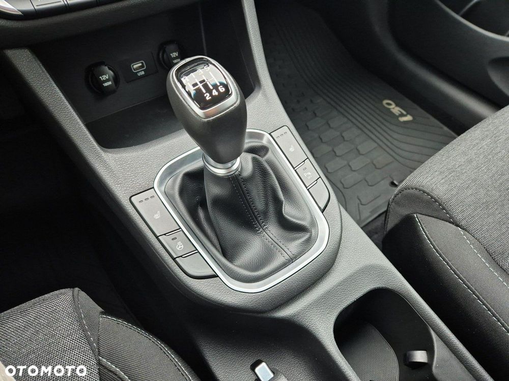 Hyundai i30 1.0 T-GDI Smart - 19