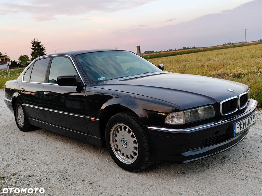 BMW Seria 7 - 7